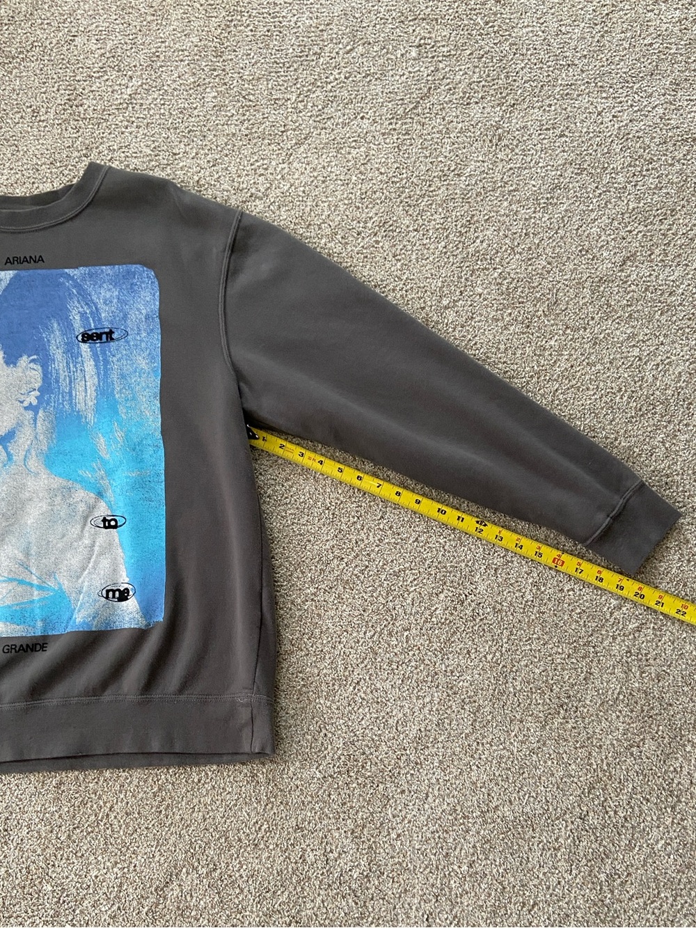 Ariana Grande Heaven Sent You to Me Crewneck NWOT - Picture 7 of 10